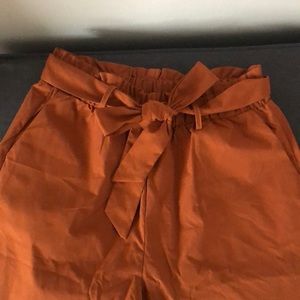Never worn paper bag pants